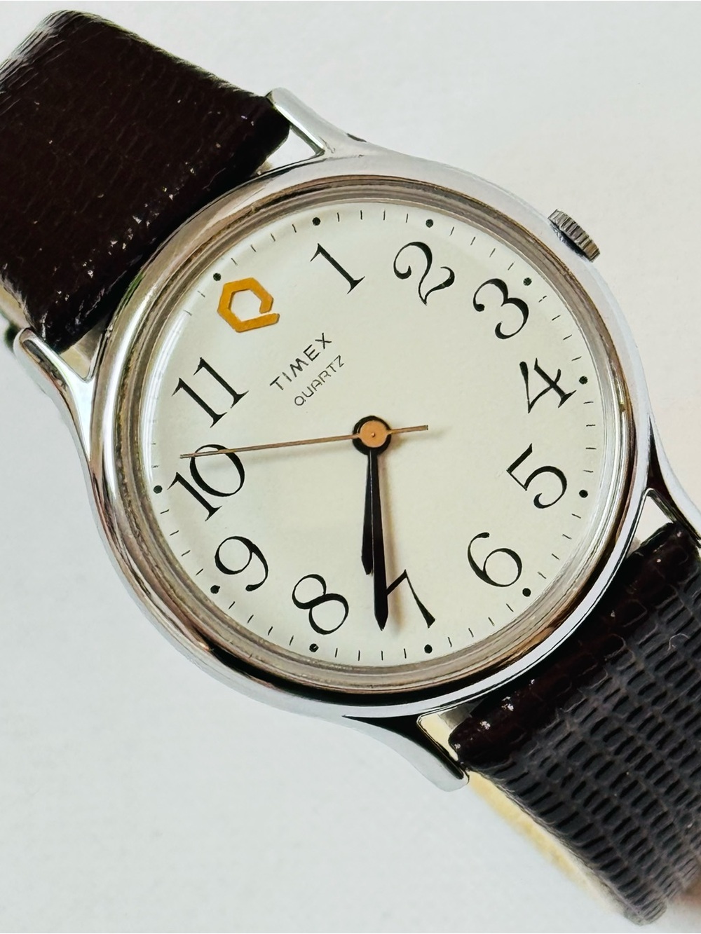 Vintage Timex Q 34mm Men's Watch Silver Brown Lizard Leather M Cell